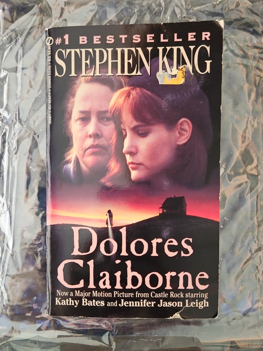Stephen King Dolores Claiborne Paperback Novel - Black & Purple Cover